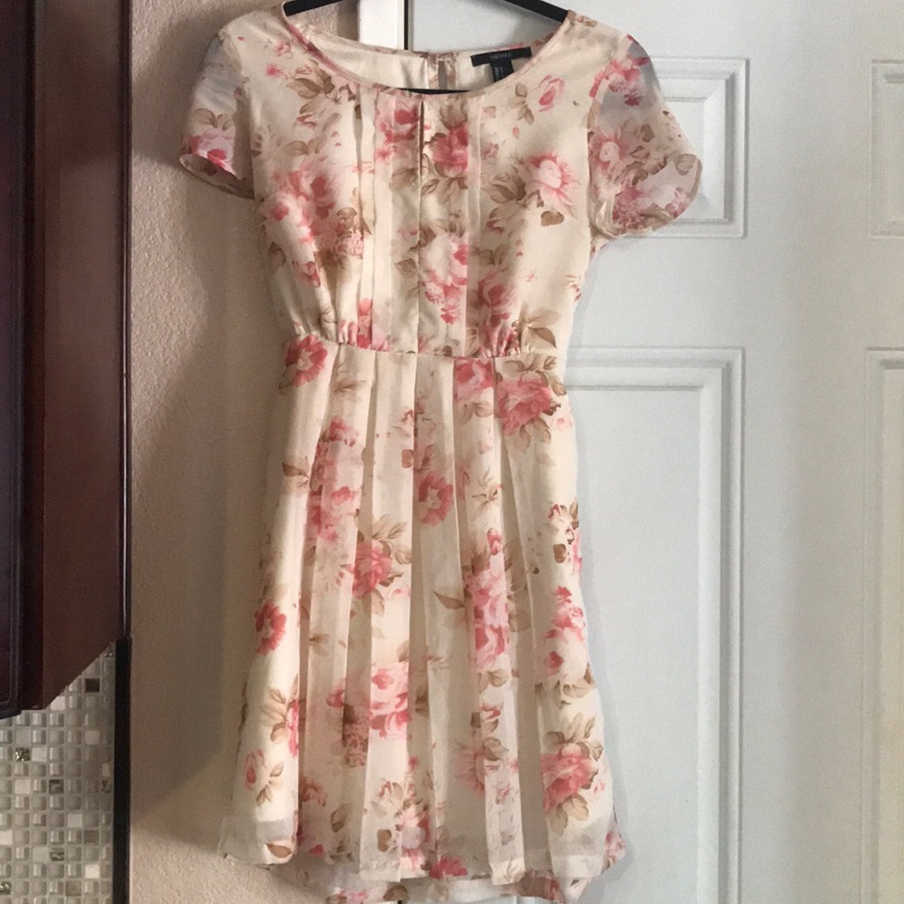 Forever 21 Floral Print Dress
